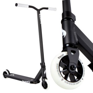 Chilli Pro Base Stunt-scooter H=82cm schwarz / weiß
