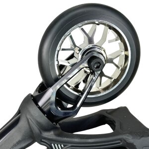 Fantic26 Spy7 Stunt-Scooter Rolle 110mm Abec11 Chrome/Pu Schwarz