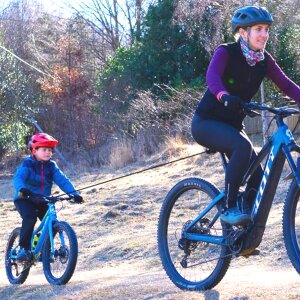TRAX PRO Bike Taxi Fahrrad Zugsystem MTB Ebike Tour Abschleppseil Kinder Partner Unterstützung am Berg