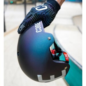 Core Street Stunt-Scooter Skate Dirt Helm Logo weiss Neochrome