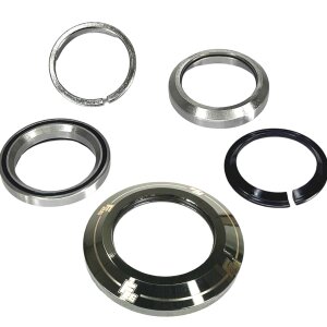 Fantic26 Scooter / BMX Full Integrated Headset 1 1/8 Schwarzchrome
