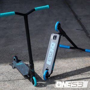 Blunt One S3 Complete Stunt-Scooter H=78cm Park Blau
