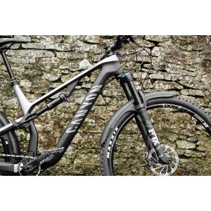 Mucky Nutz MTB Ebike Gabel Mud Mug Guard Schutzblech lang